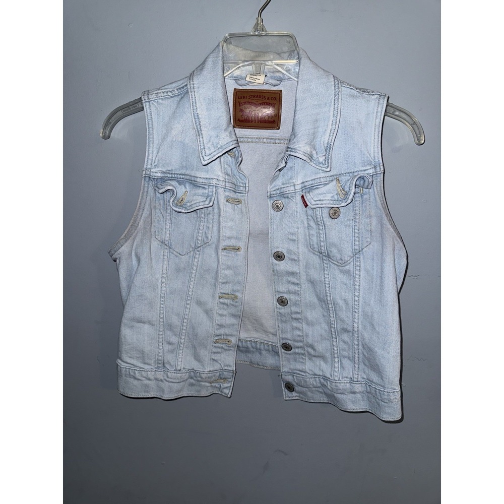 Levis Strauss & Co Denim Jacket Womens Size  Medium Button Up Light wash‎